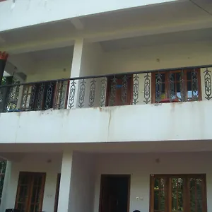  Guest house La Maison De